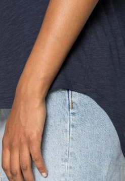 Cotton On THE CREW - T-shirt basique Prix Compétitif t-shirts et tops col rond femme -France Cotton On Soldes Boutique f25d5ecf0c054fcdb0f4953e9bdede21